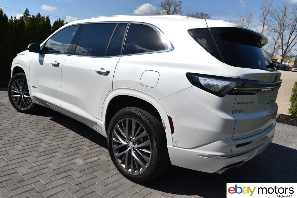 2025 Buick Enclave - Image 7 of 21
