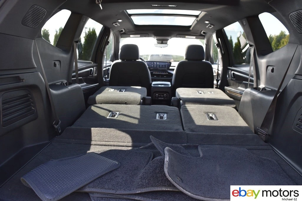 2025 Buick Enclave - Image 15 of 21