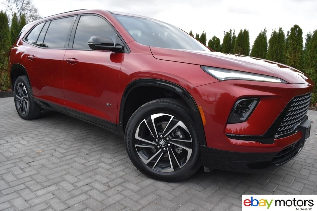 2025 Buick Enclave - Image 3 of 21