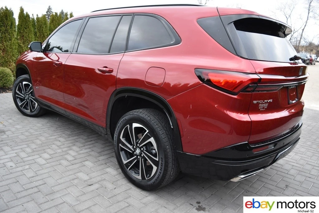 2025 Buick Enclave - Image 7 of 21