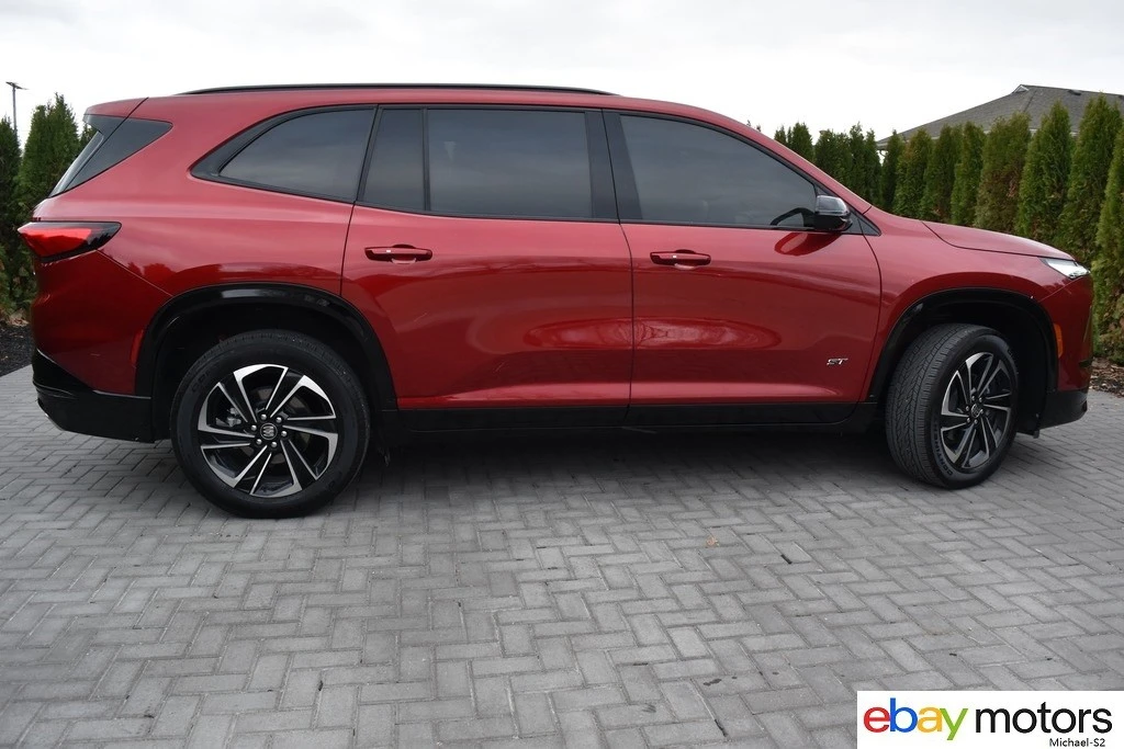 2025 Buick Enclave - Image 4 of 21