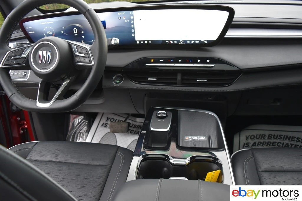 2025 Buick Enclave - Image 15 of 21
