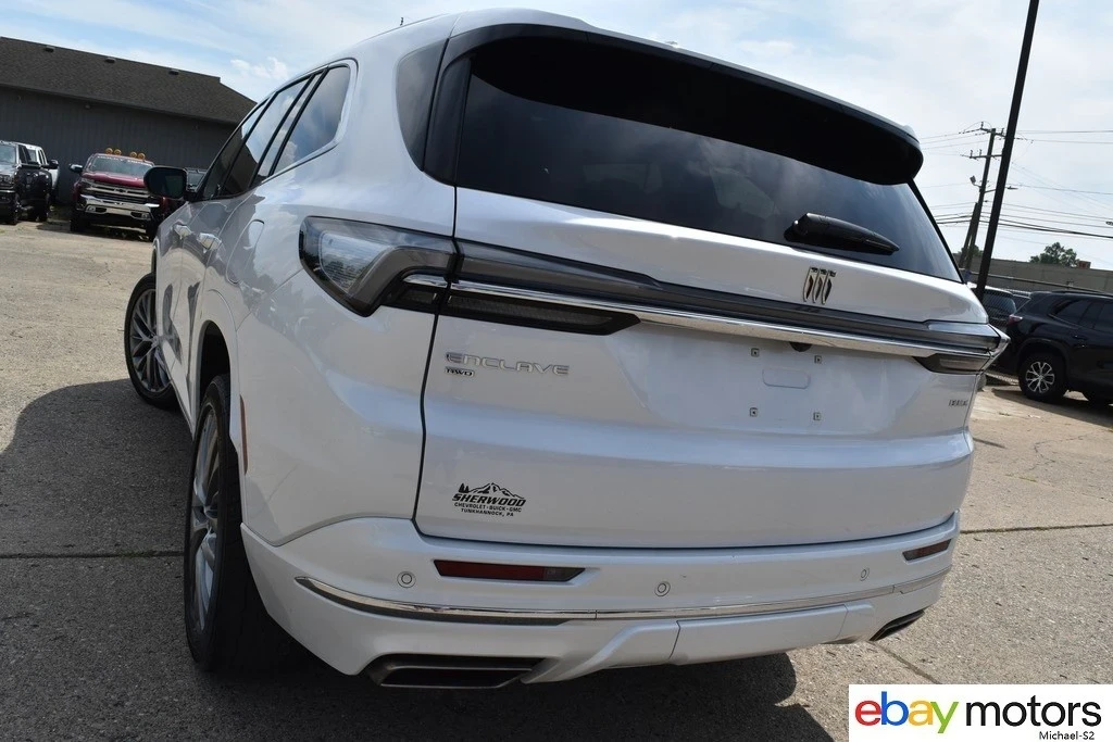 2025 Buick Enclave - Image 6 of 21