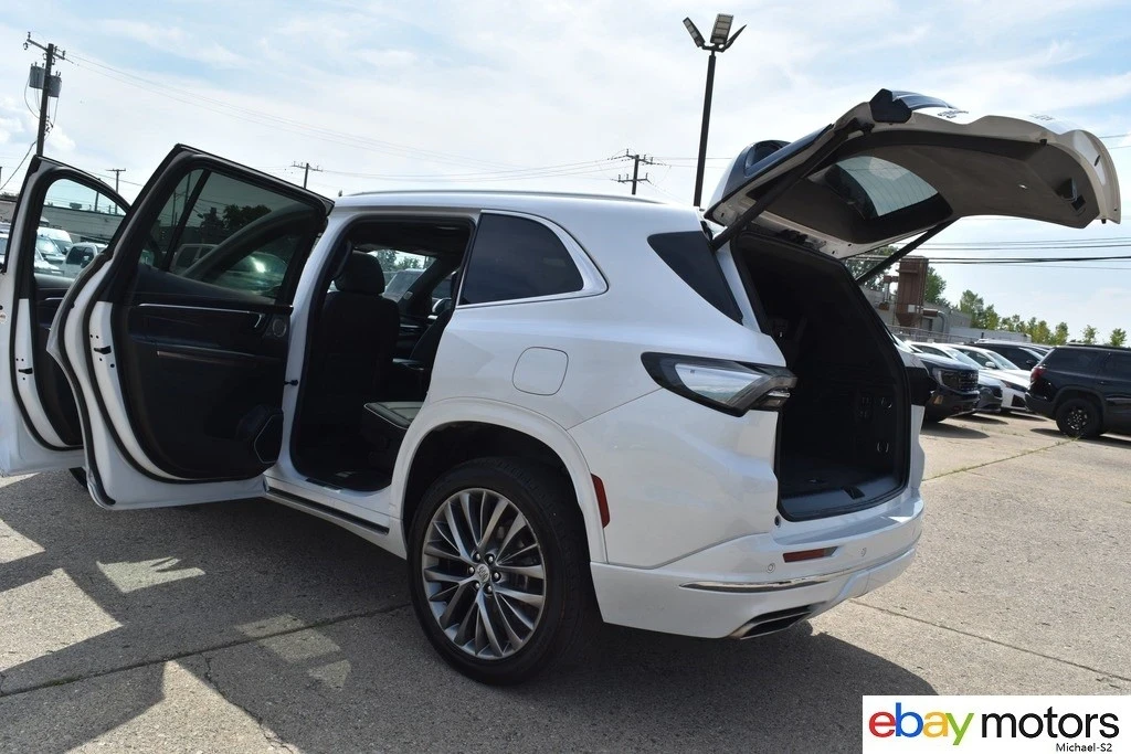 2025 Buick Enclave - Image 18 of 21