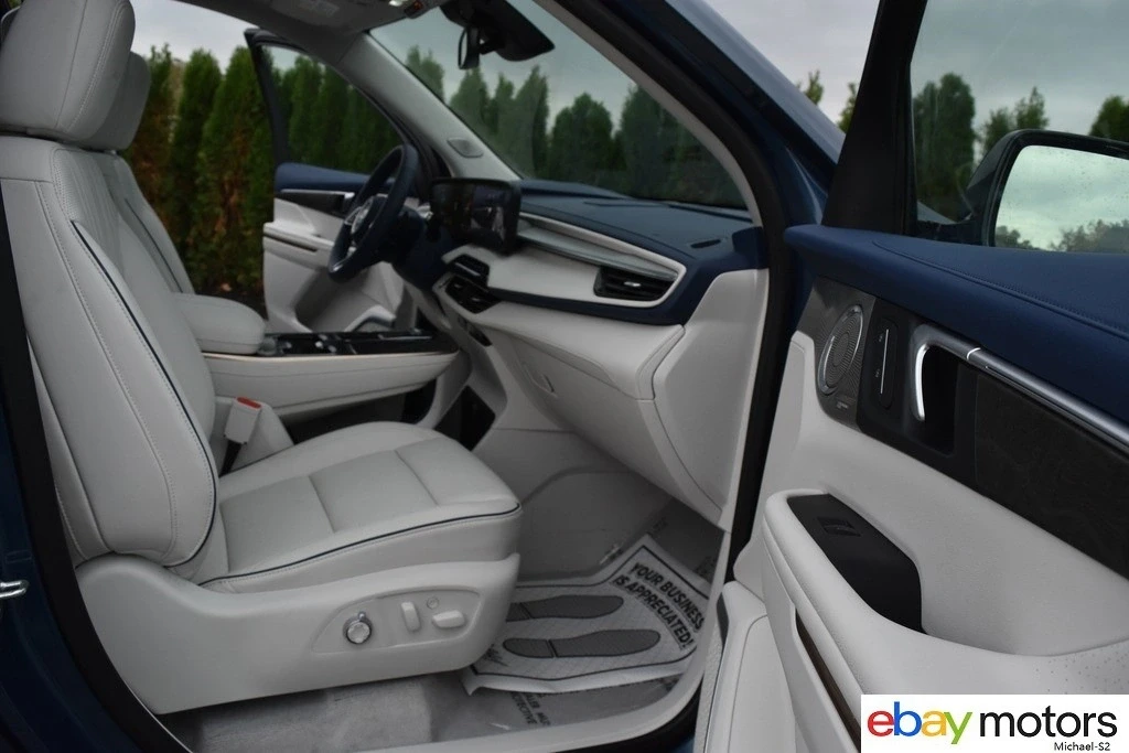2025 Buick Enclave - Image 18 of 21