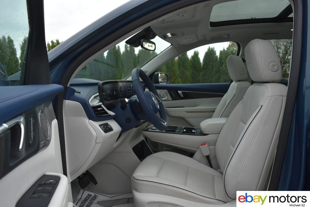 2025 Buick Enclave - Image 10 of 21