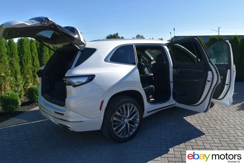 2025 Buick Enclave - Image 20 of 21