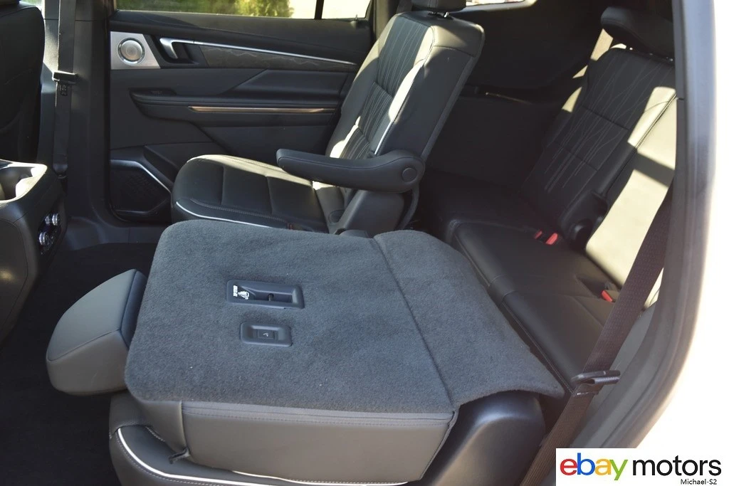 2025 Buick Enclave - Image 14 of 21