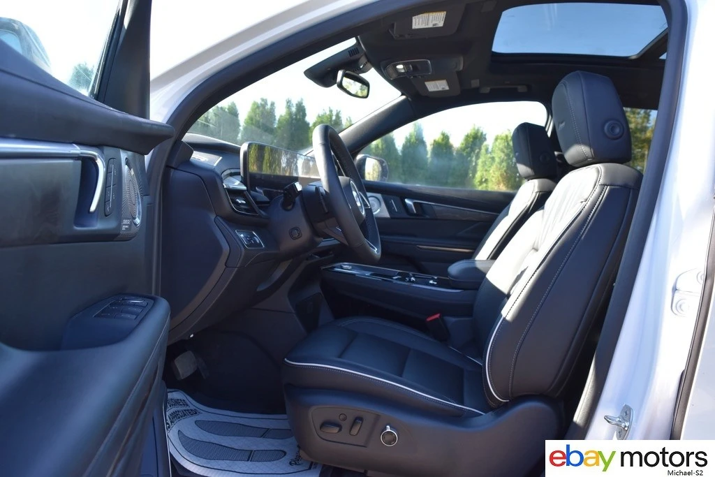 2025 Buick Enclave - Image 10 of 21