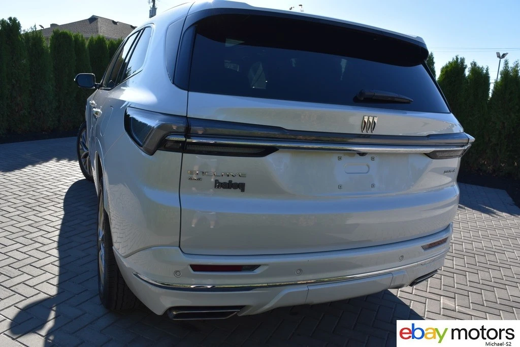 2025 Buick Enclave - Image 6 of 21