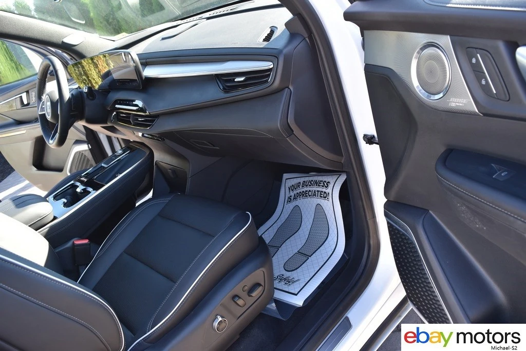 2025 Buick Enclave - Image 17 of 21