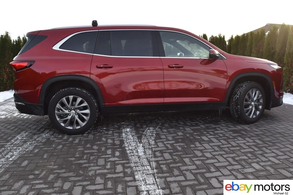 2025 Buick Enclave - Image 4 of 21