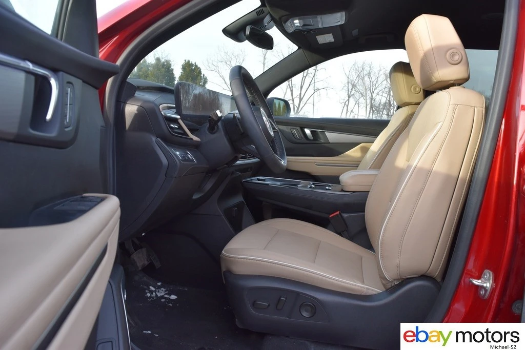 2025 Buick Enclave - Image 10 of 21