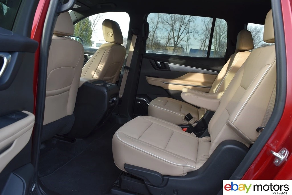 2025 Buick Enclave - Image 13 of 21