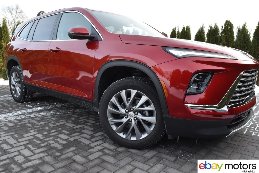 2025 Buick Enclave - Image 3 of 21