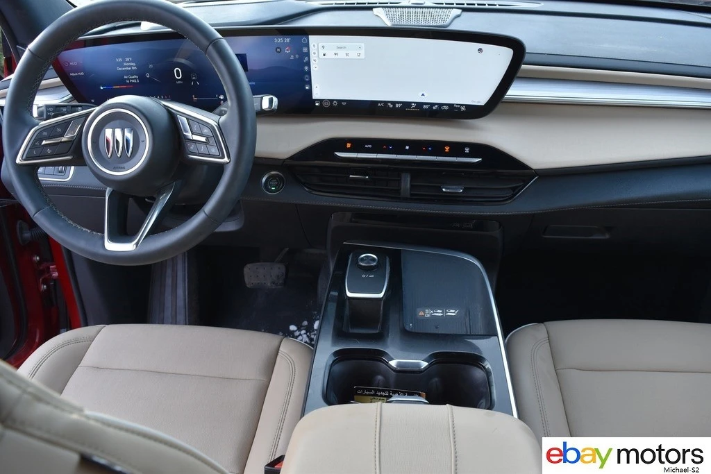 2025 Buick Enclave - Image 15 of 21