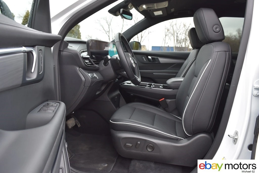 2025 Buick Enclave - Image 10 of 21