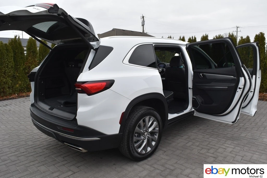2025 Buick Enclave - Image 20 of 21