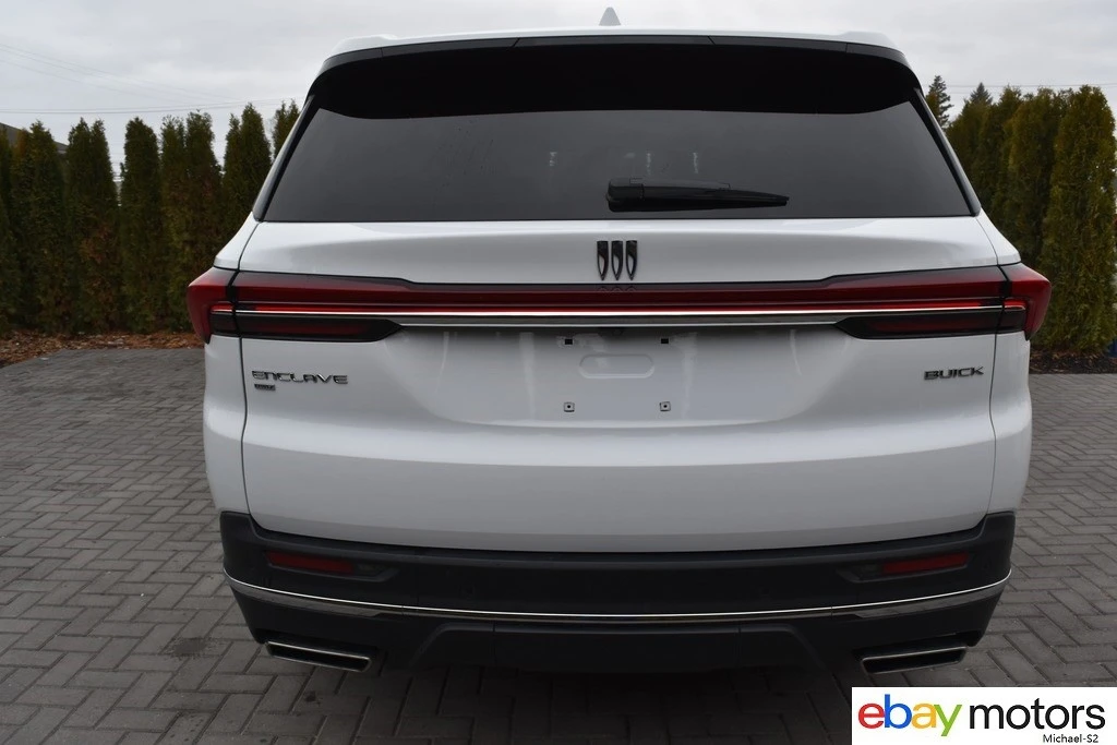 2025 Buick Enclave - Image 6 of 21