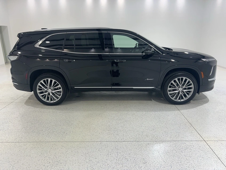 2025 Buick Enclave - Image 6 of 21