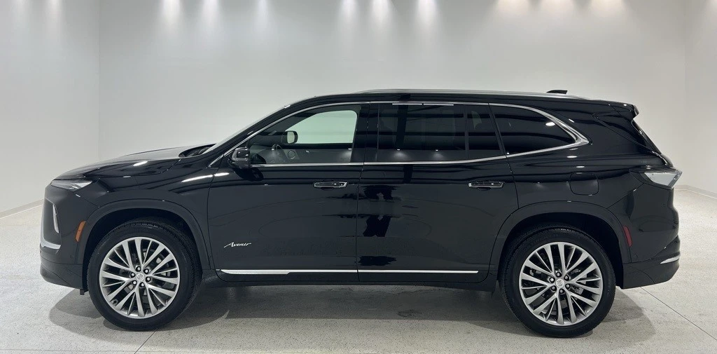 2025 Buick Enclave - Image 2 of 12