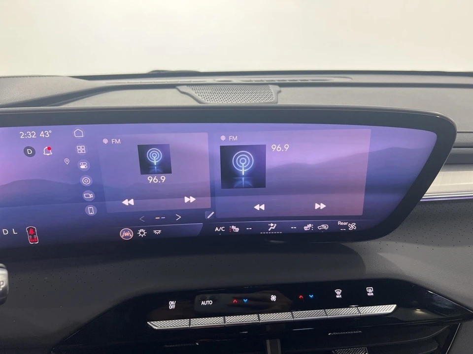 2025 Buick Enclave - Image 12 of 12