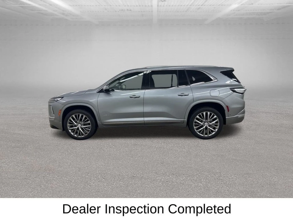 2025 Buick Enclave - Image 7 of 31