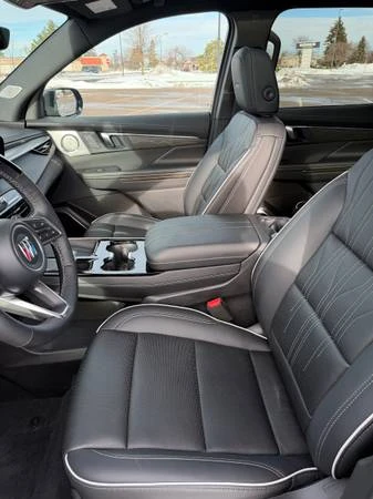 2025 Buick Enclave - Image 9 of 20