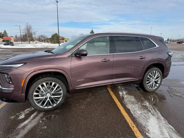 2025 Buick Enclave - Image 7 of 20