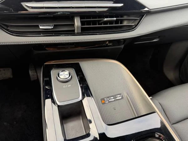 2025 Buick Enclave - Image 15 of 20