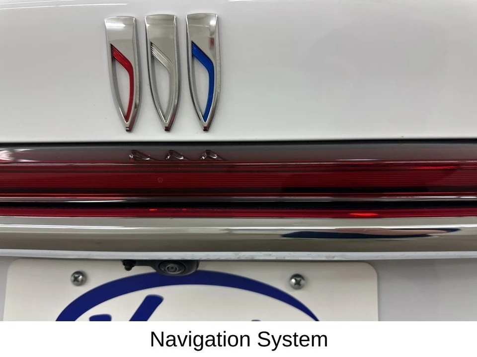2025 Buick Enclave - Image 16 of 21
