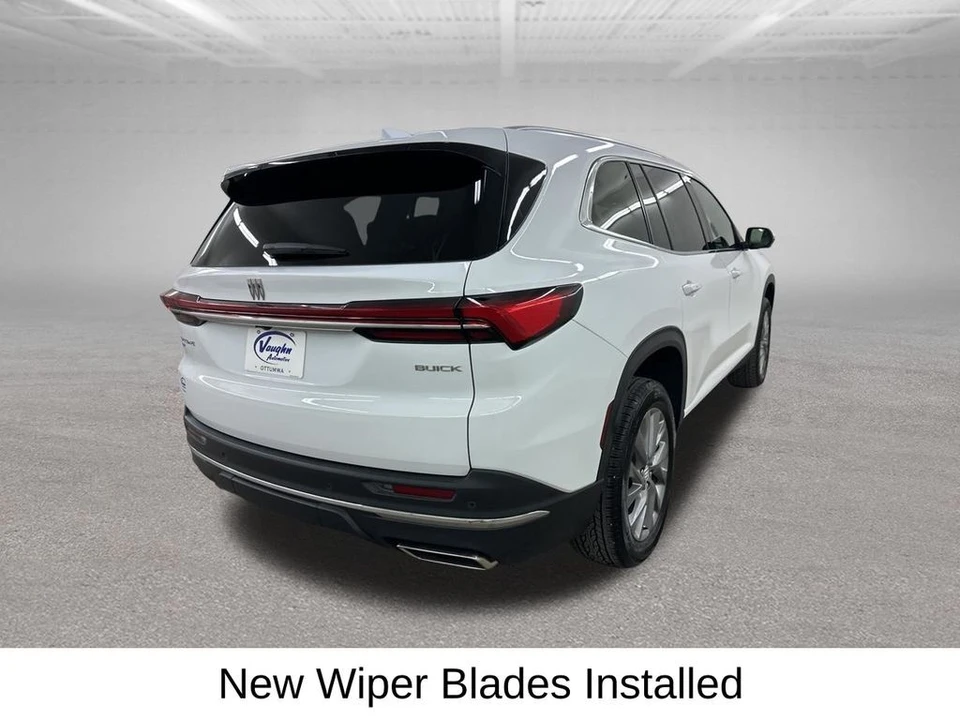 2025 Buick Enclave - Image 13 of 21