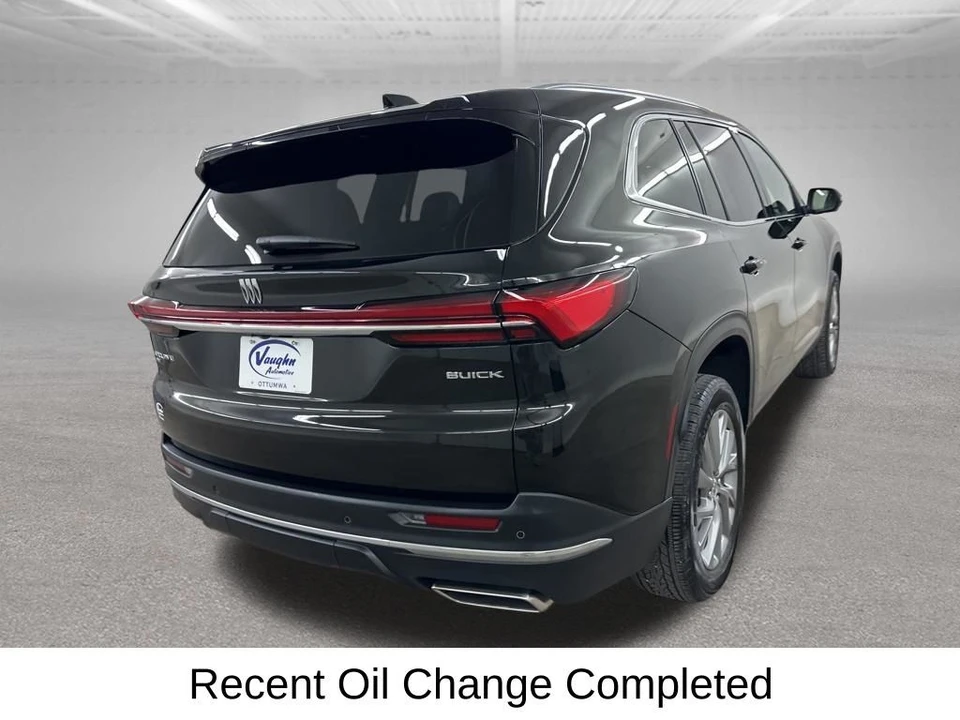 2025 Buick Enclave - Image 12 of 21
