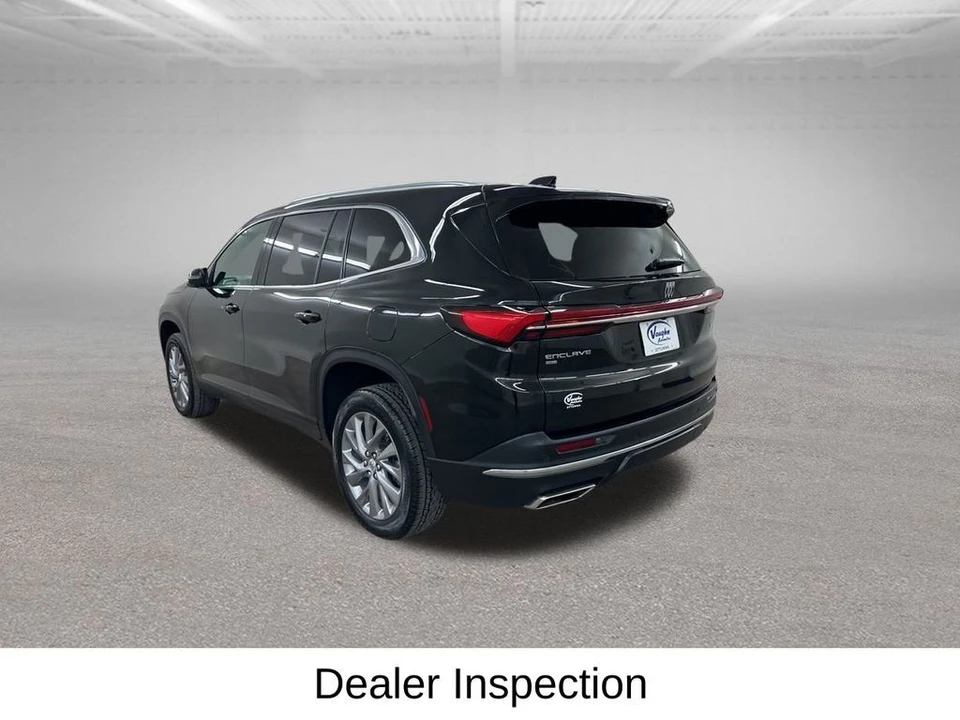 2025 Buick Enclave - Image 9 of 12