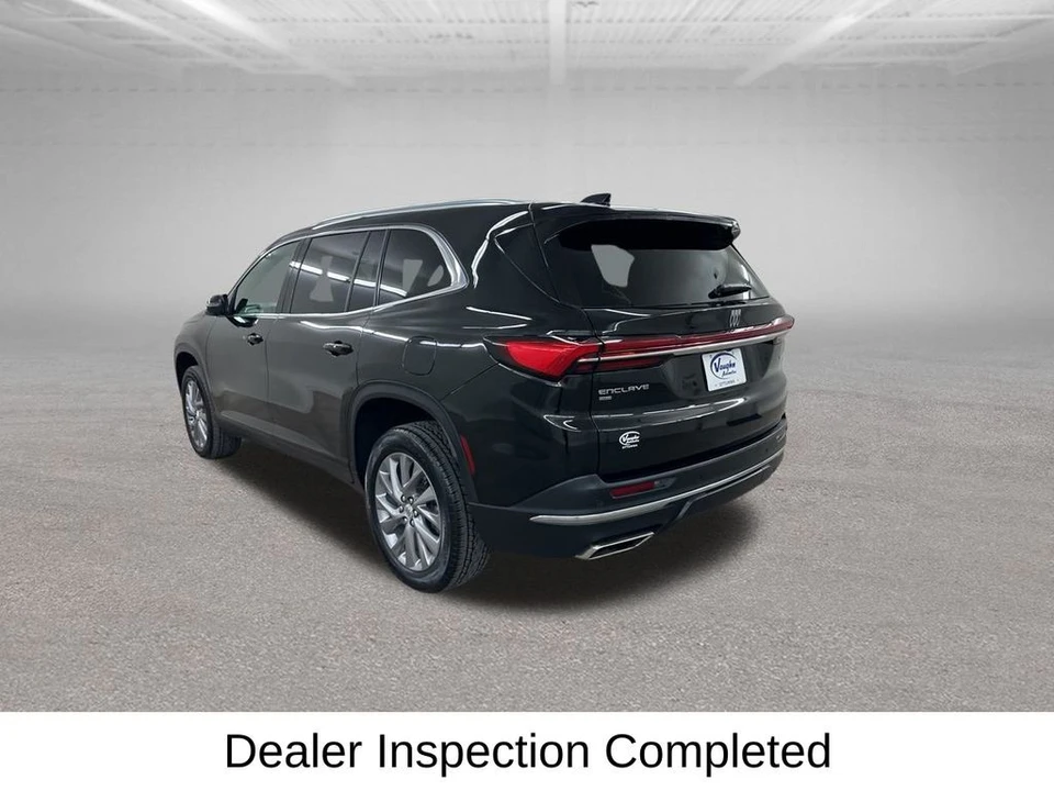 2025 Buick Enclave - Image 9 of 21