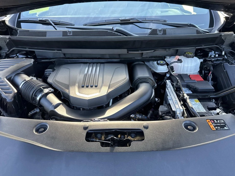2025 Buick Enclave - Image 14 of 21