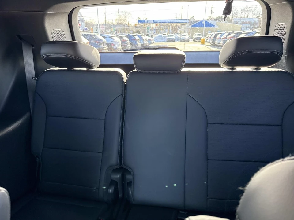 2025 Buick Enclave - Image 20 of 21