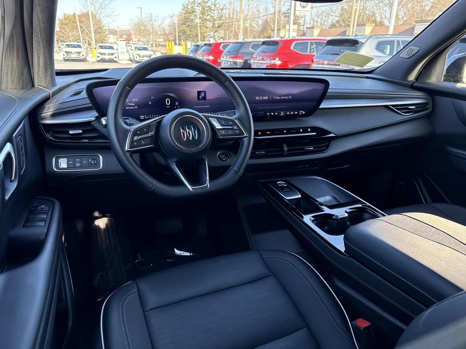 2025 Buick Enclave - Image 18 of 21