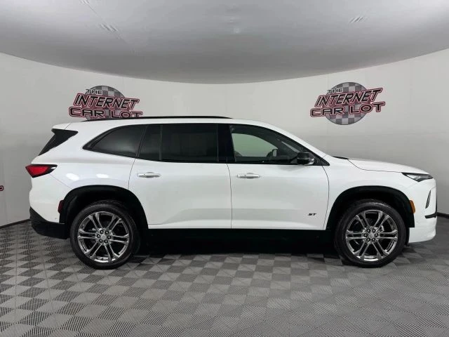 2025 Buick Enclave - Image 3 of 21