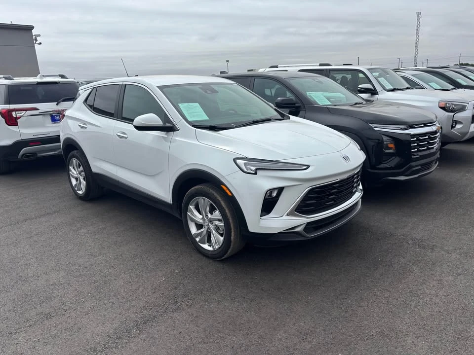 2025 Buick Encore - Image 2 of 8