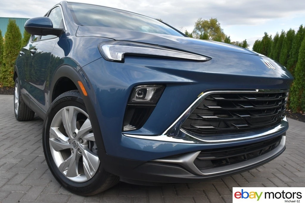 2025 Buick Encore GX - Image 2 of 21