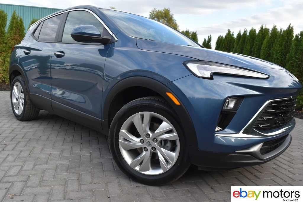2025 Buick Encore GX - Image 3 of 21