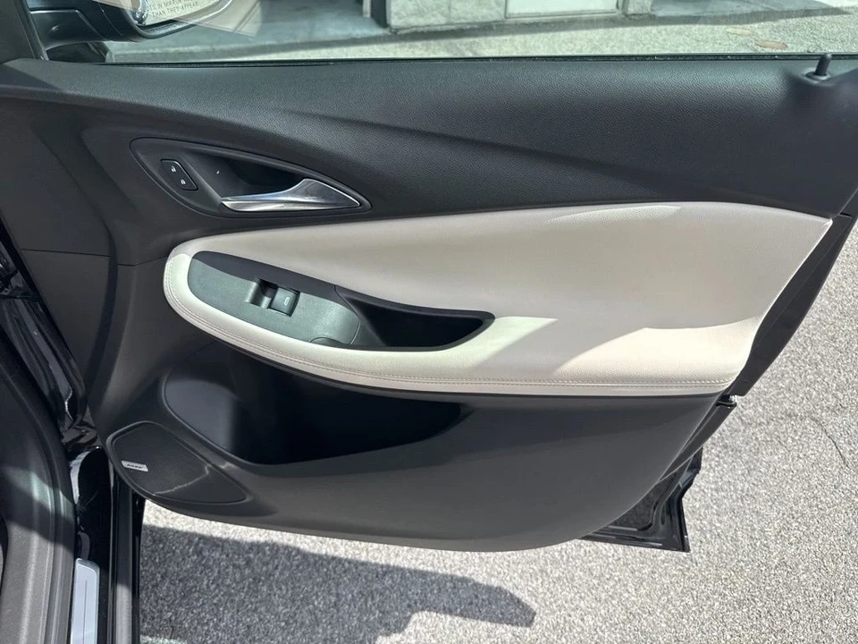 2025 Buick Encore GX - Image 11 of 12