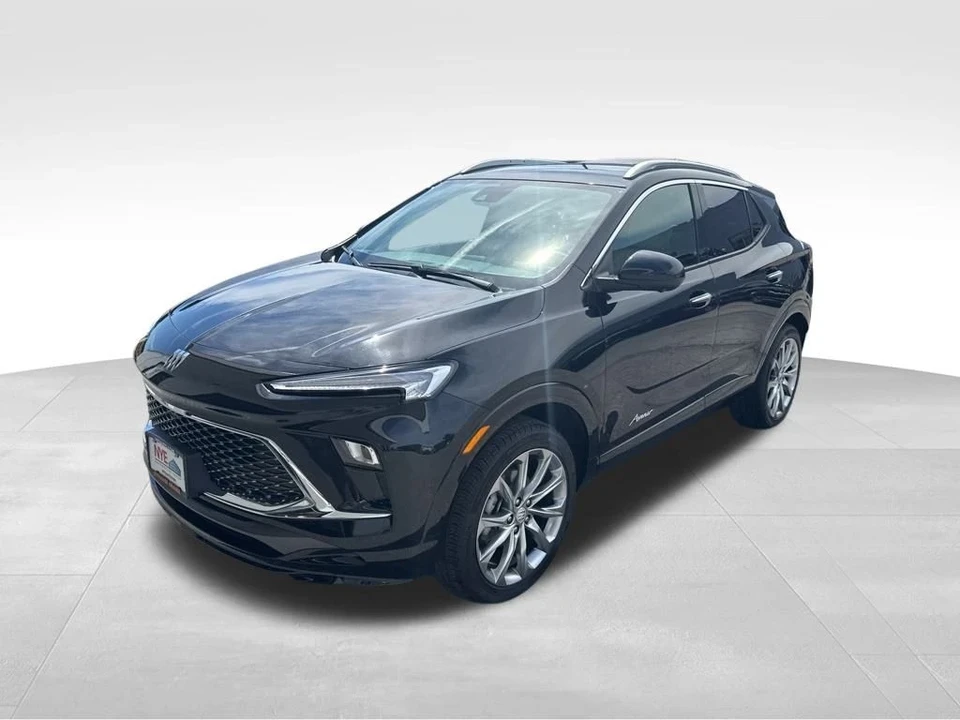 2025 Buick Encore GX - Image 8 of 12