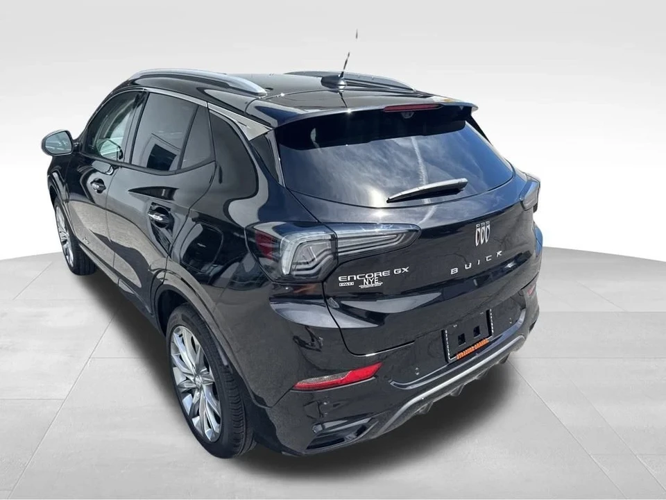 2025 Buick Encore GX - Image 5 of 12