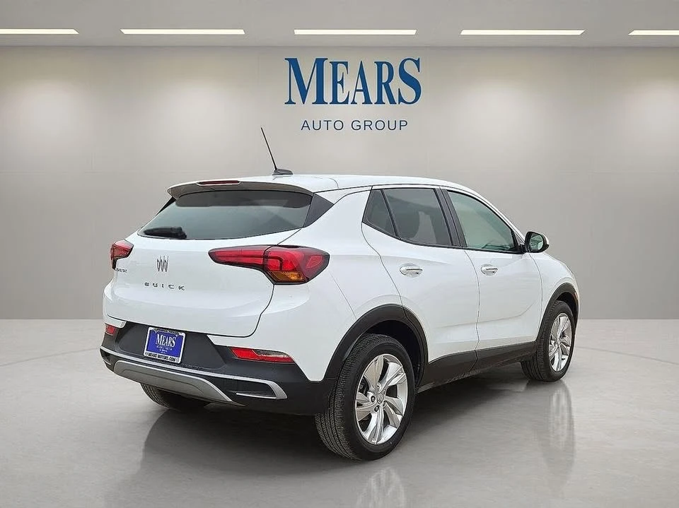2025 Buick Encore GX - Image 3 of 10