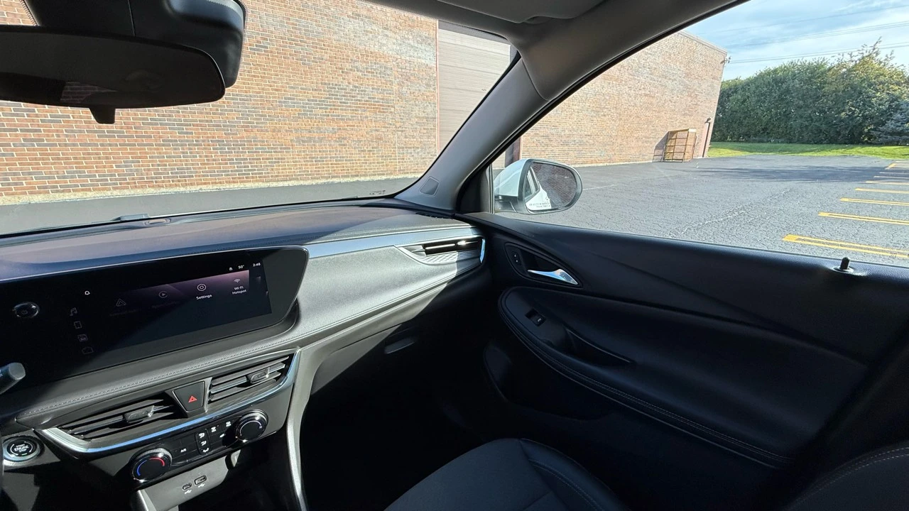 2025 Buick Encore GX - Image 20 of 21
