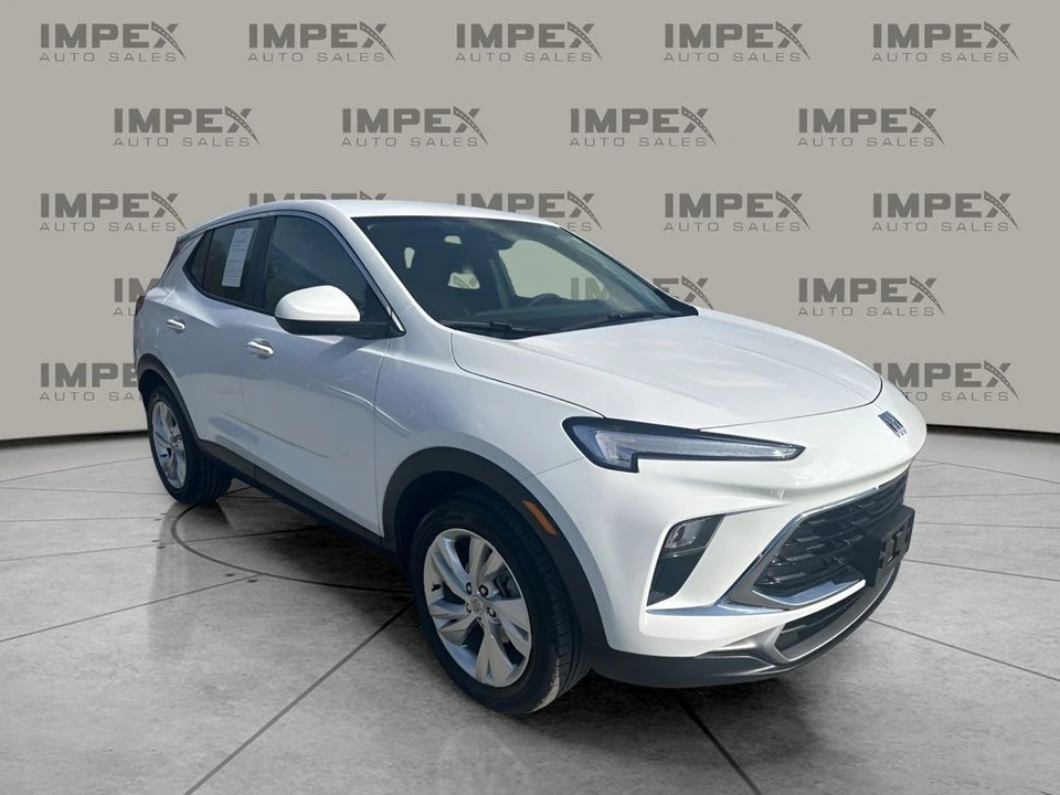 2025 Buick Encore GX - Image 6 of 12