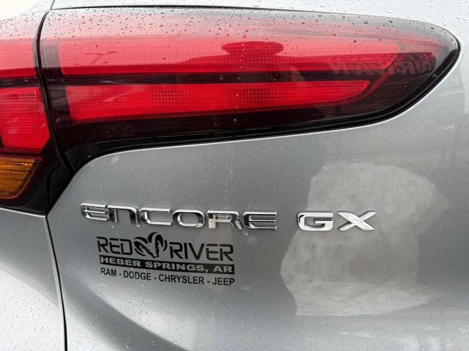2025 Buick Encore GX - Image 9 of 12