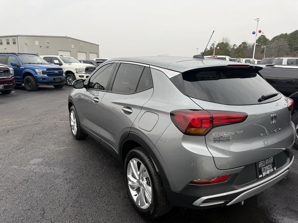 2025 Buick Encore GX - Image 6 of 12